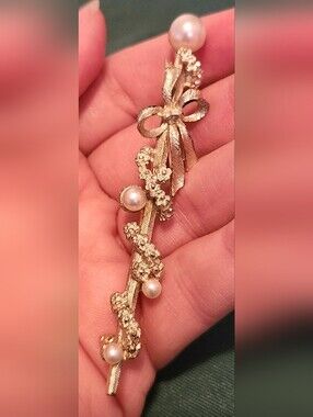 Vintags BSK Faux Pearl & Garland Scepter Brooch